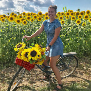 Meet your Posher, Nicole